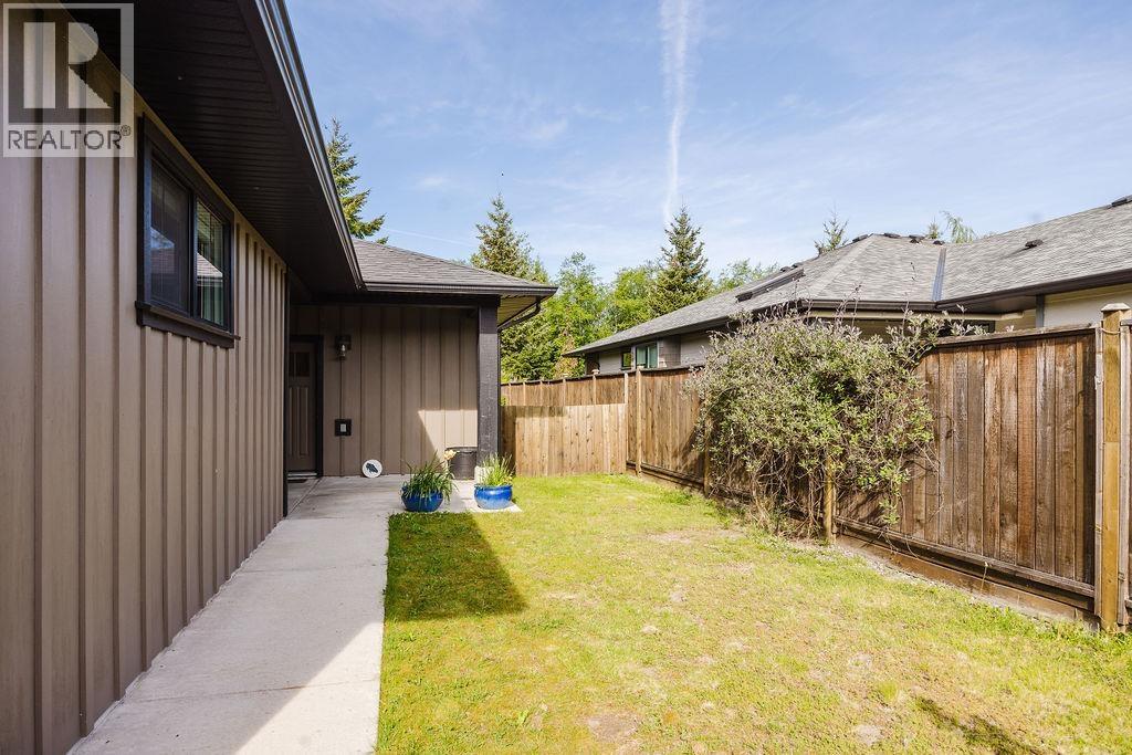 757 Gerussi Lane, Gibsons, British Columbia  V0N 1V7 - Photo 29 - R3119850