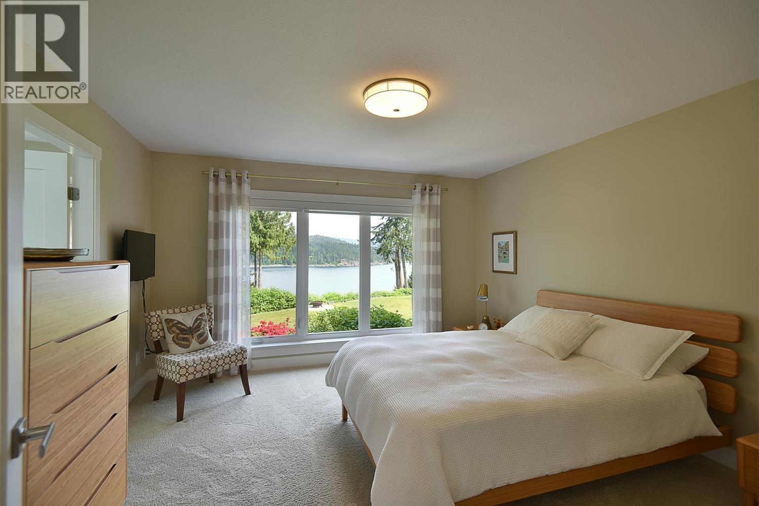 5481 Eureka Road, Halfmoon Bay, British Columbia  V7Z 1A1 - Photo 19 - R3119844