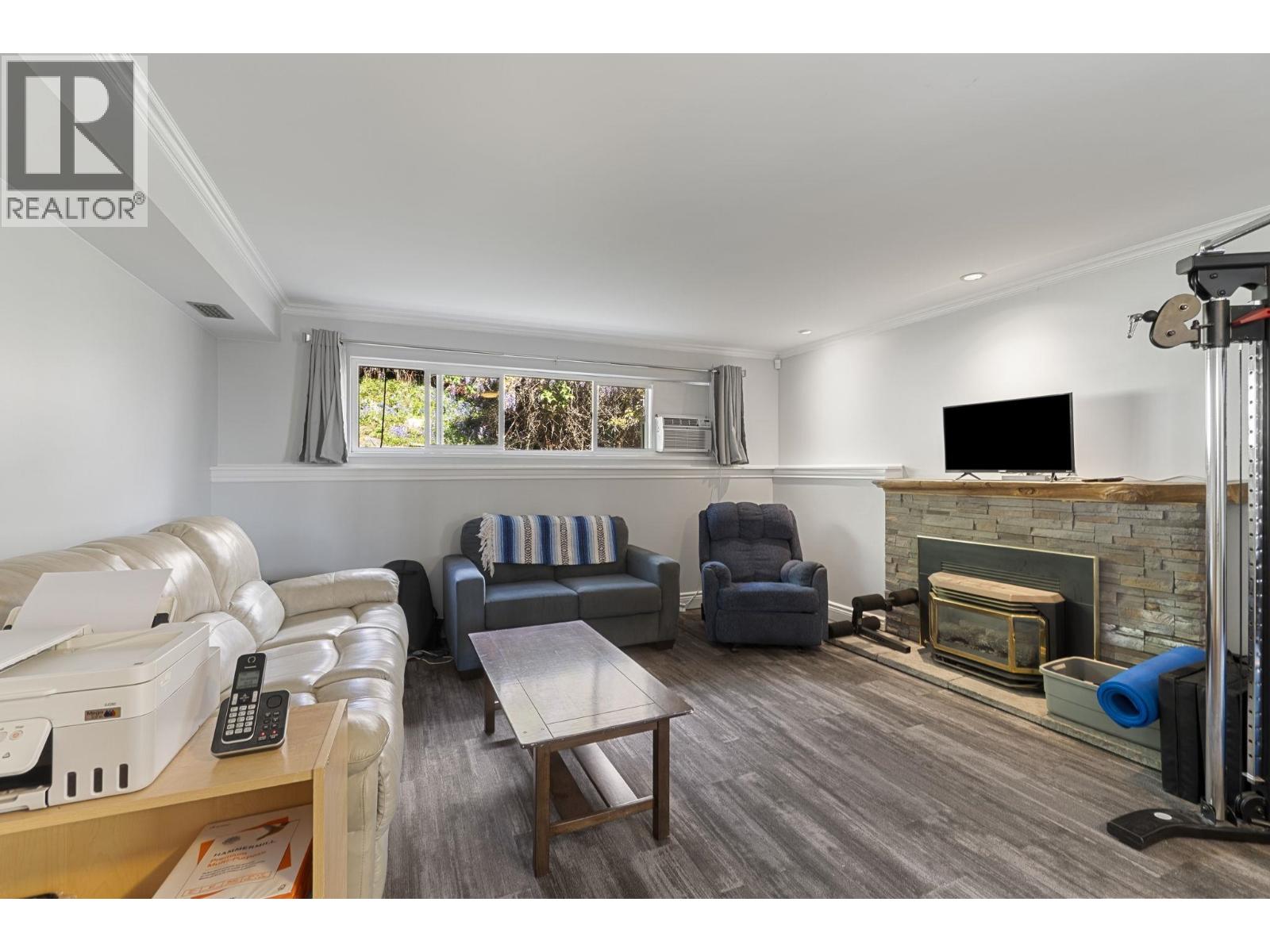 1447 Columbia Avenue, Port Coquitlam, British Columbia  V3C 1C5 - Photo 3 - R3119882