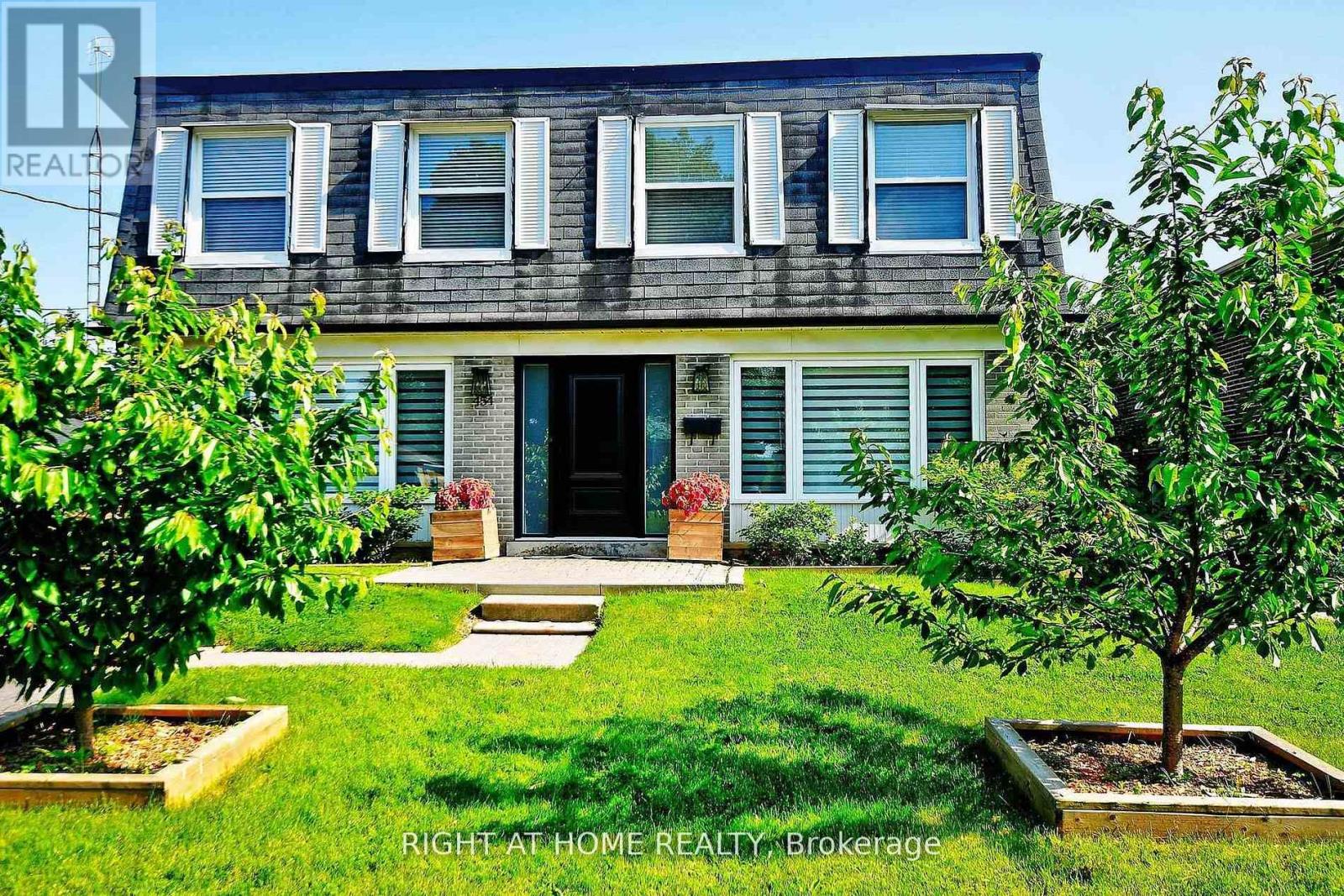 454 Alper Street, Richmond Hill, Ontario  L4C 2Z6 - Photo 5 - N13087256