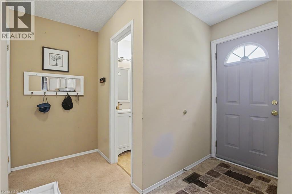 265 Williamsburg Road Unit# 16, Kitchener, Ontario  N2E 3H1 - Photo 3 - 40823499