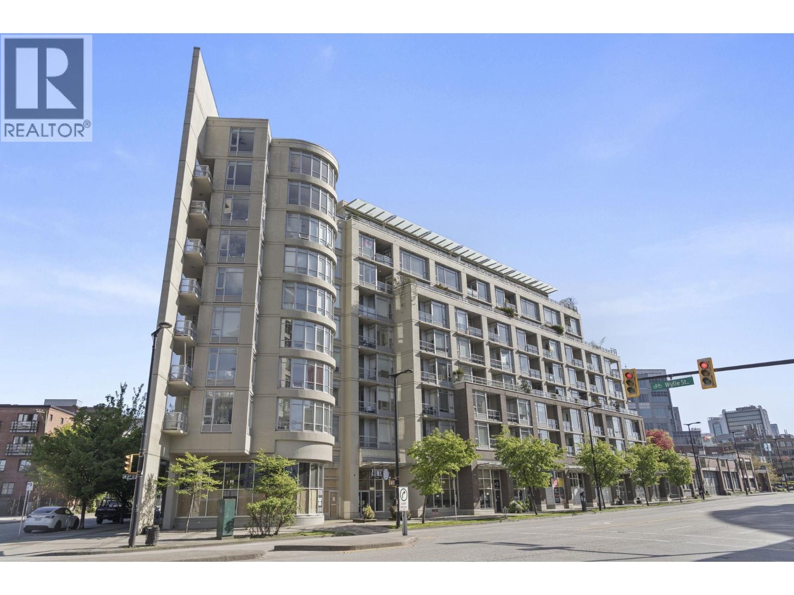 304 2055 Yukon Street, Vancouver, British Columbia  V5Y 4B7 - Photo 1 - R3119202