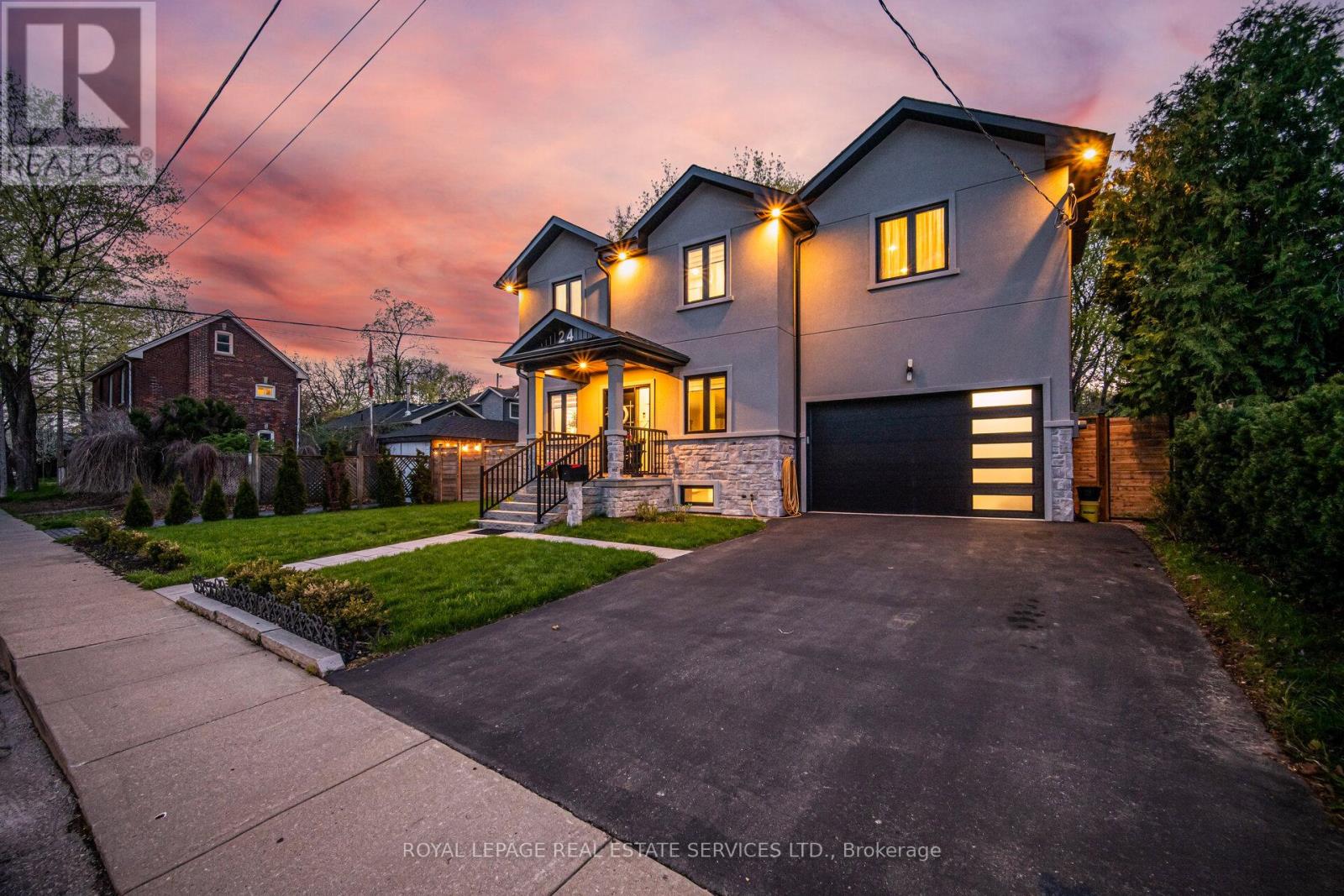 24 Peel Street N, Hamilton, Ontario  L9H 2Z9 - Photo 2 - X13087230
