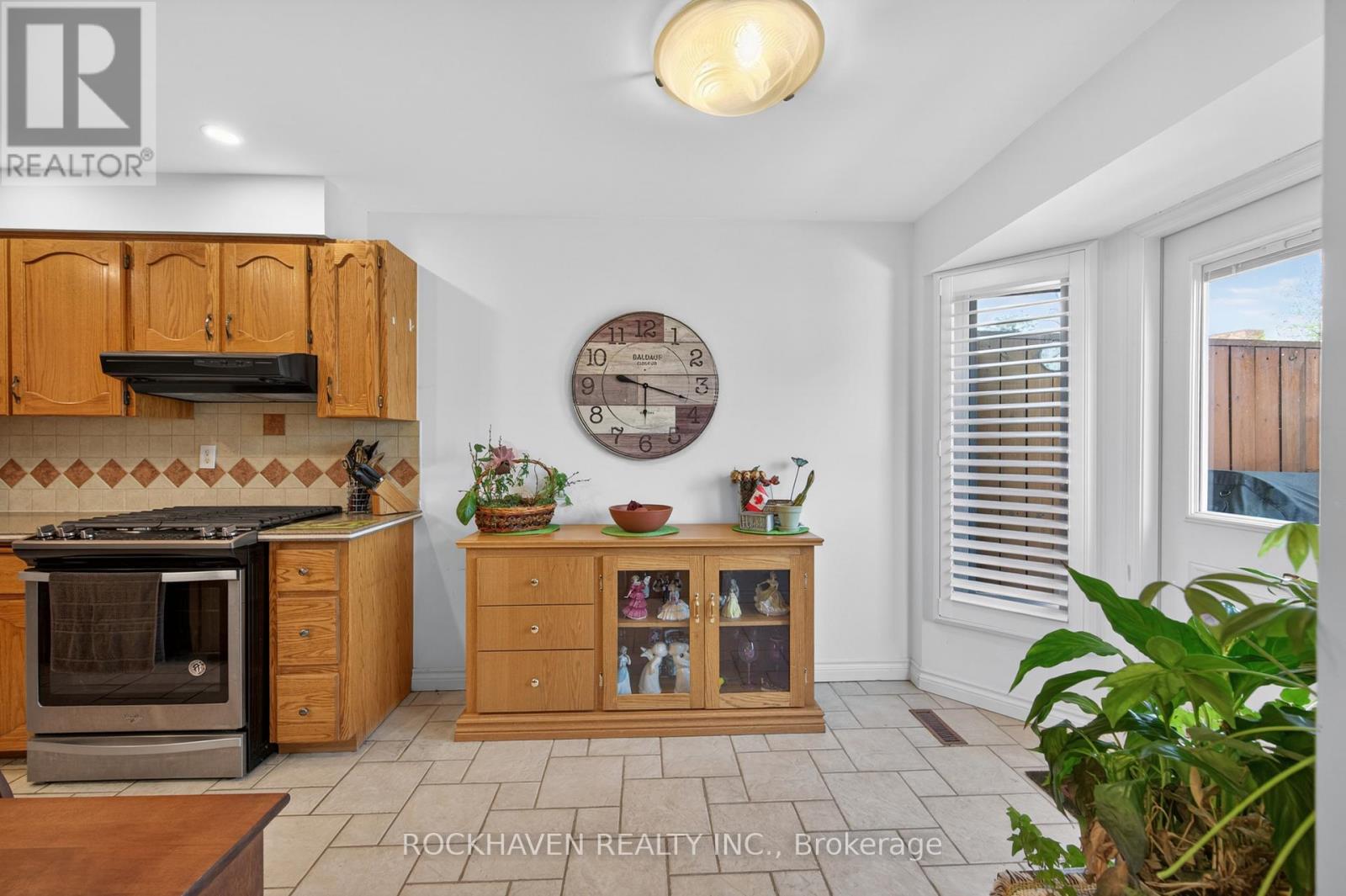7 - 30 Osler Drive, Hamilton, Ontario  L9H 6W1 - Photo 8 - X13087240