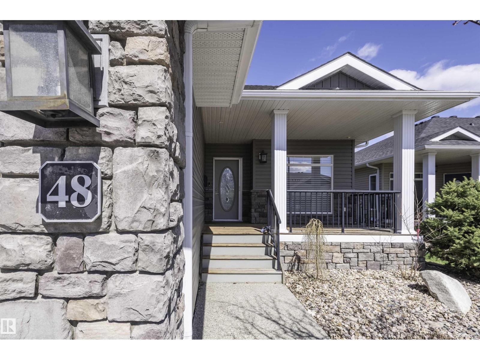 48 Fairway Pt, Spruce Grove, Alberta  T7X 3B4 - Photo 2 - E4475630