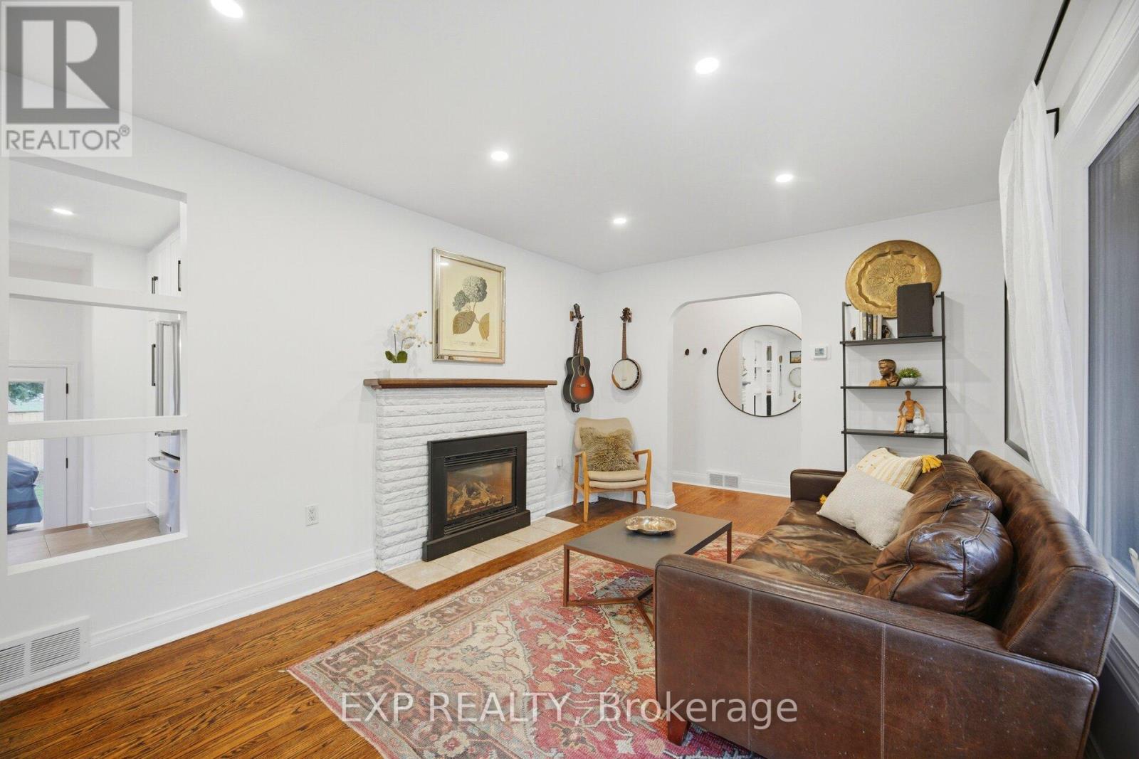 11 Armstrong Street, Brampton, Ontario  L6W 1W7 - Photo 7 - W13087134