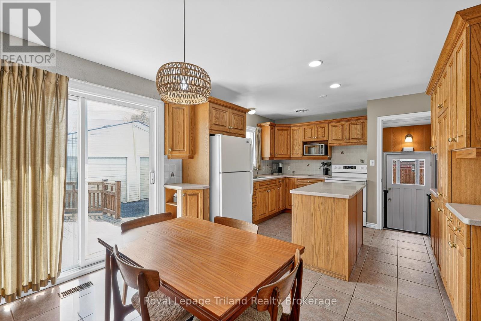 261 Springbank Avenue N, Woodstock, Ontario  N4S 7R2 - Photo 11 - X13087276