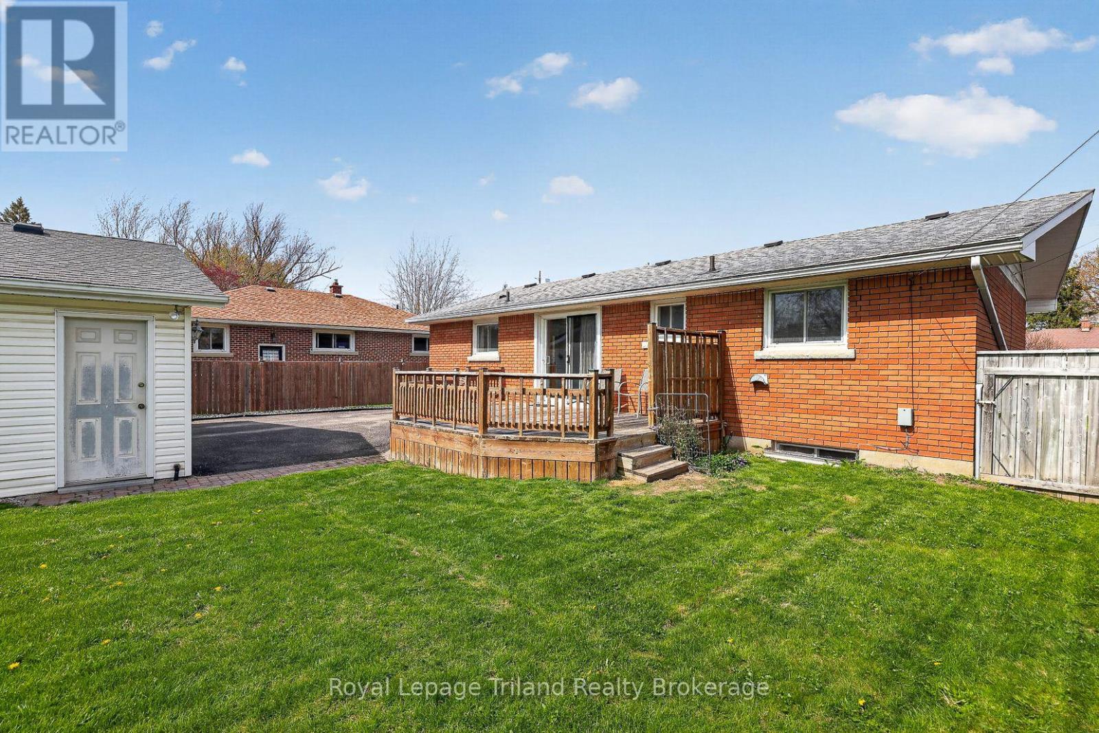 261 Springbank Avenue N, Woodstock, Ontario  N4S 7R2 - Photo 32 - X13087276
