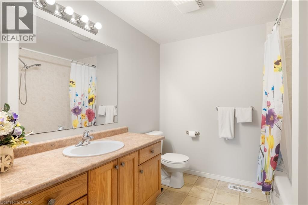 92 Snowdrop Crescent, Kitchener, Ontario  N2E 4G6 - Photo 24 - 40827438