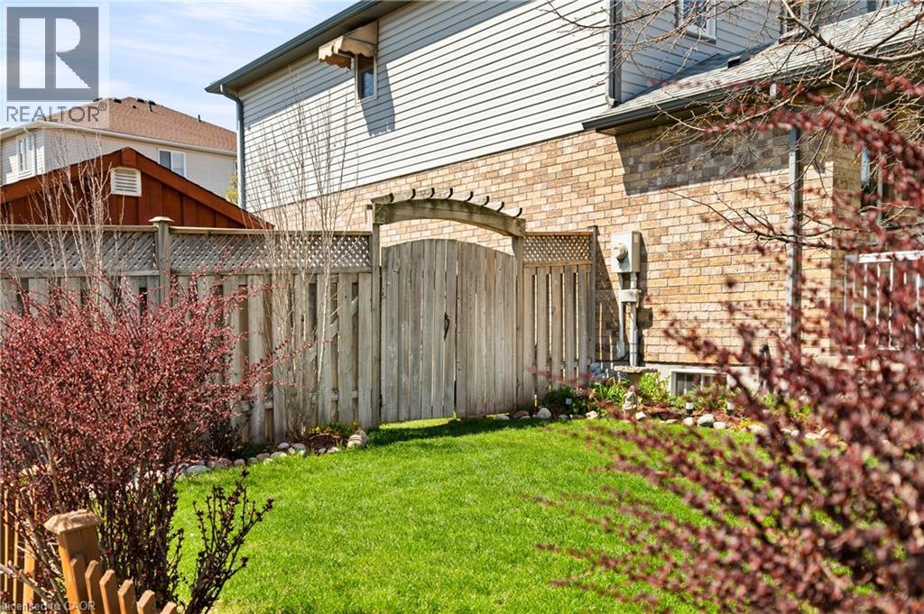 92 Snowdrop Crescent, Kitchener, Ontario  N2E 4G6 - Photo 44 - 40827438