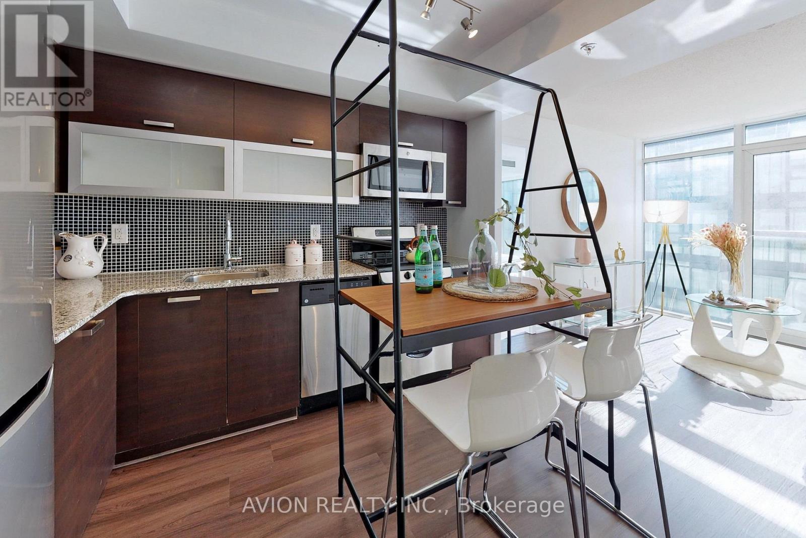 2106e - 36 Lisgar Street, Toronto, Ontario  M6J 0C7 - Photo 10 - C13087266