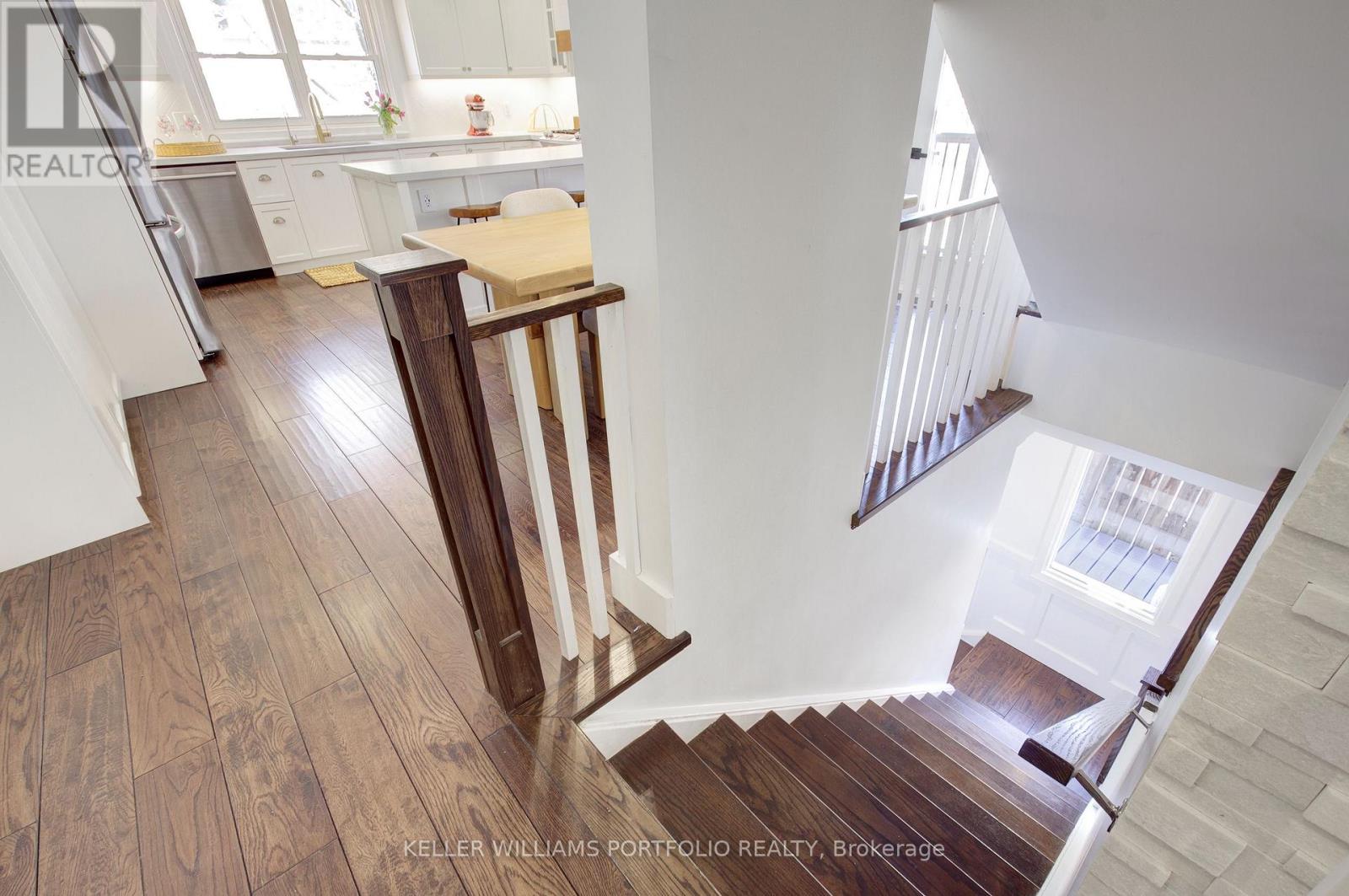 48 Michener Court, Toronto (Niagara), Ontario  M6J 3R6 - Photo 12 - C13087270
