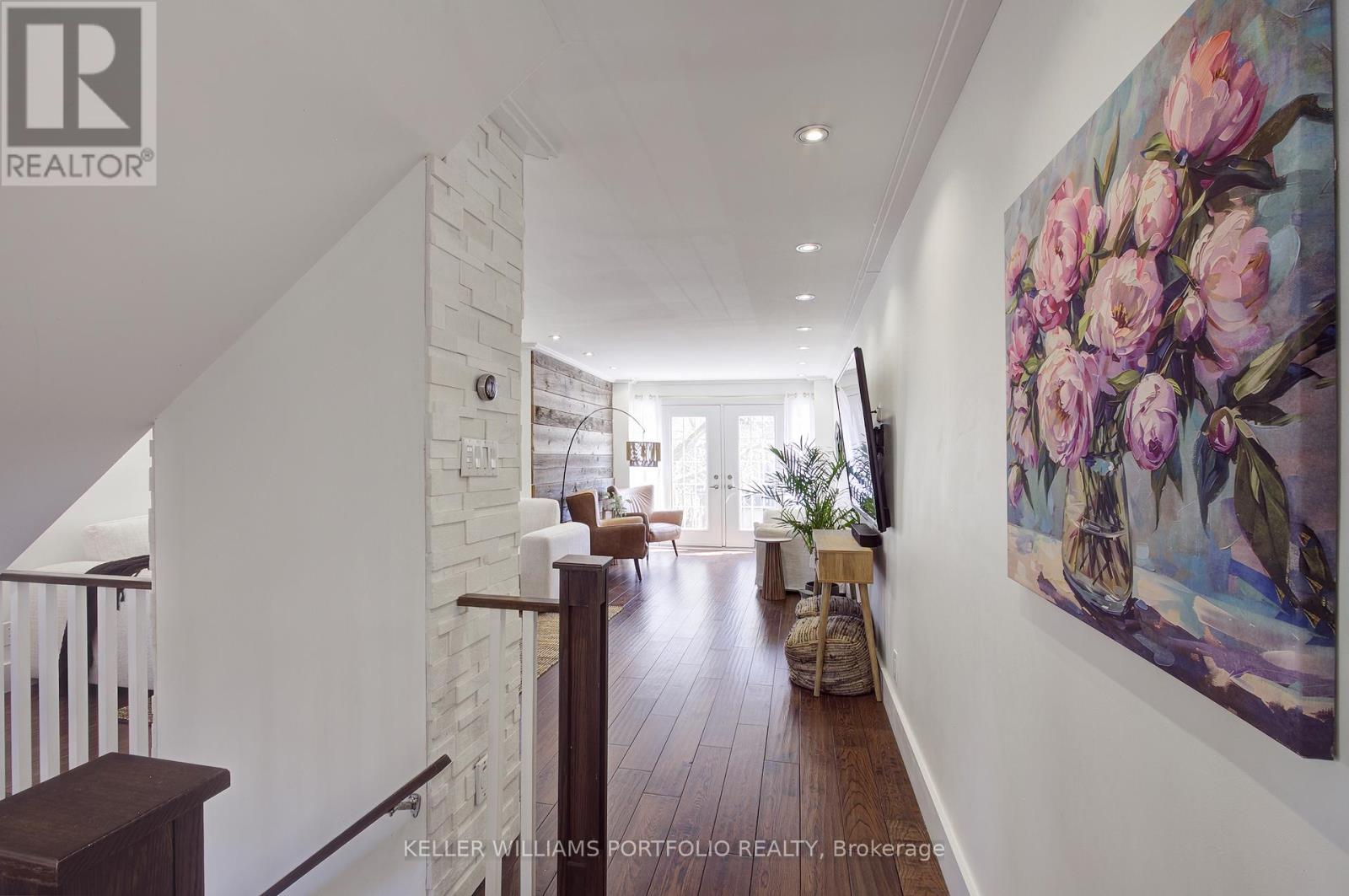 48 Michener Court, Toronto (Niagara), Ontario  M6J 3R6 - Photo 13 - C13087270