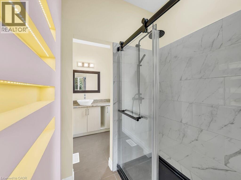 236 Neilson Avenue, Waterloo, Ontario  N2J 2M3 - Photo 7 - 40824568
