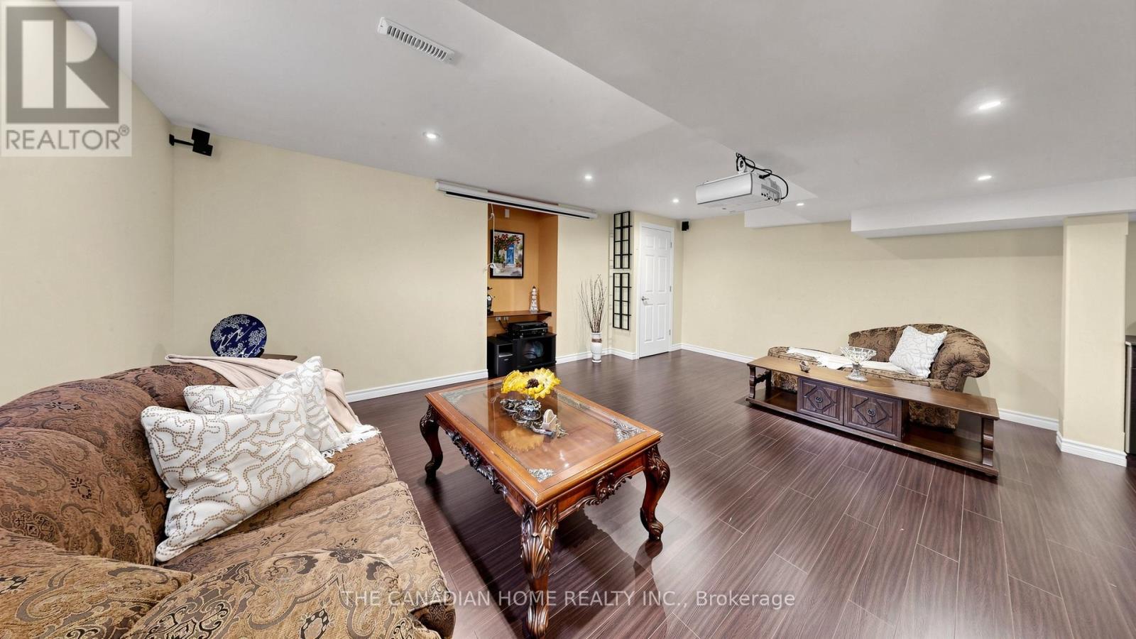 92 Clausfarm Lane, Whitchurch-Stouffville, Ontario  L4A 0M1 - Photo 27 - N13087278