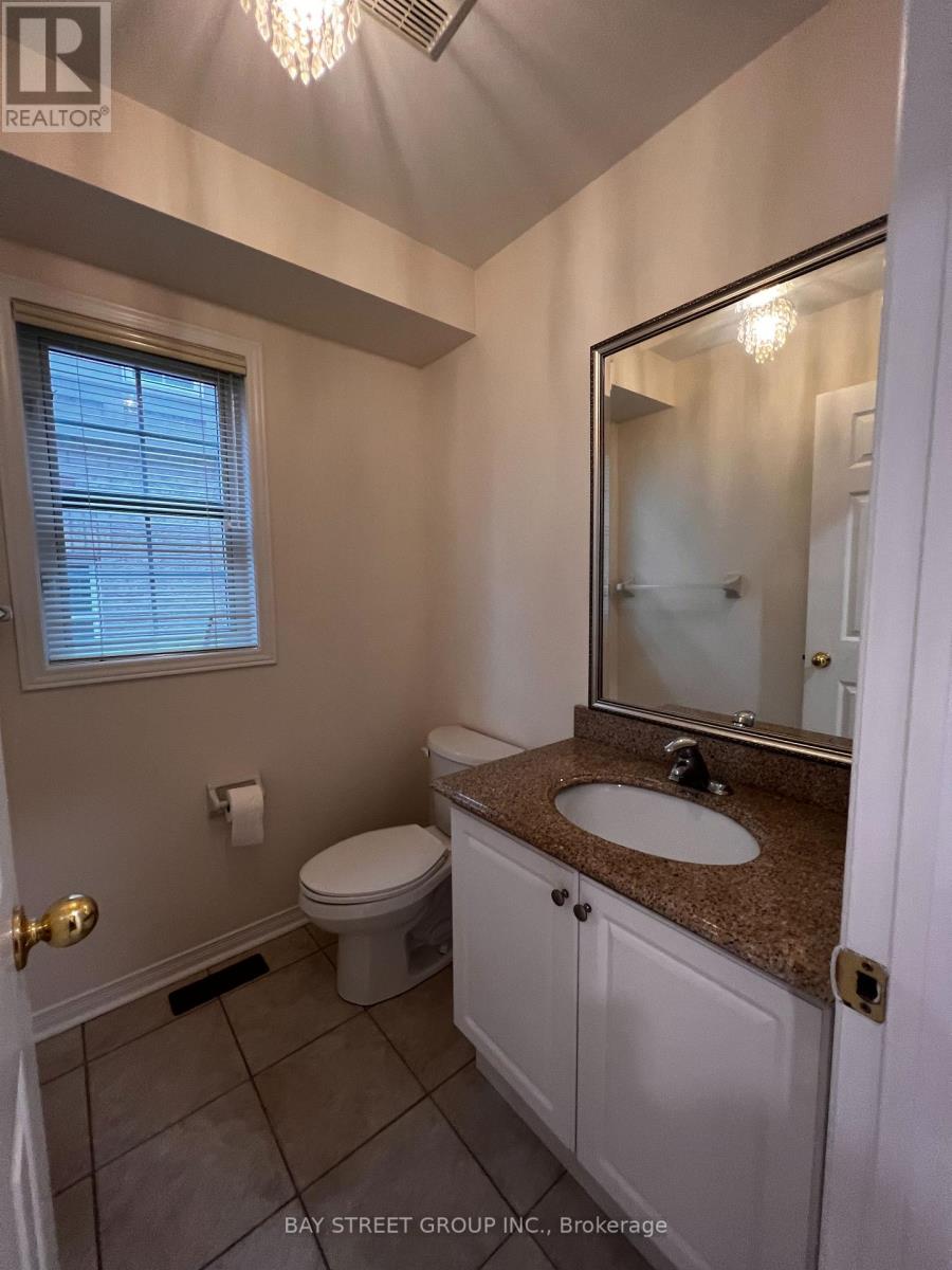 85 Selkirk Drive, Richmond Hill, Ontario  L4B 4S4 - Photo 13 - N13087292
