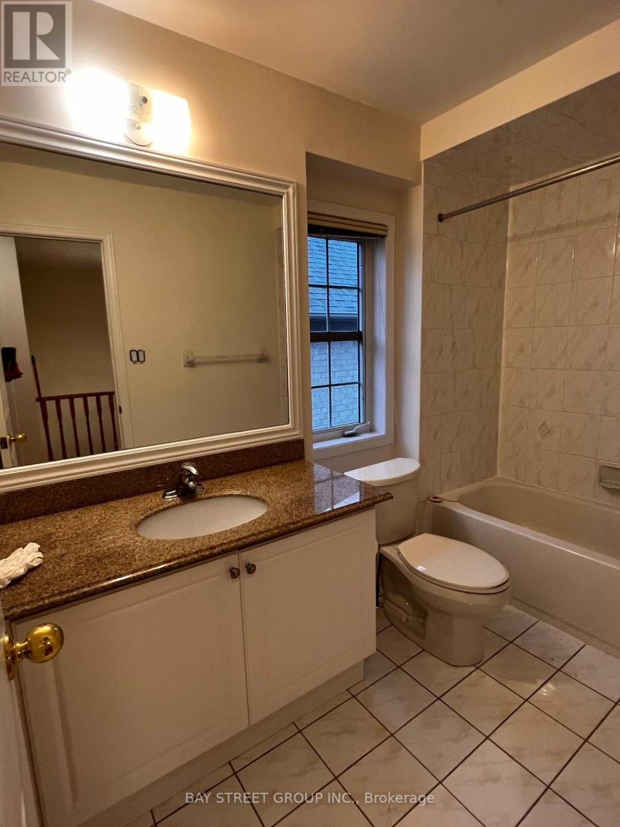 85 Selkirk Drive, Richmond Hill, Ontario  L4B 4S4 - Photo 20 - N13087292