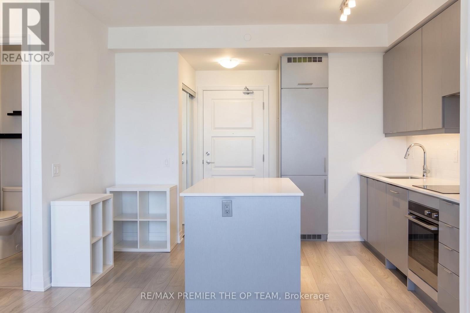 3301 - 36 Elm Drive, Mississauga (Fairview), Ontario  L5B 0N3 - Photo 4 - W13087260