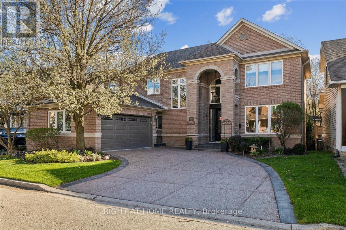 2021 OAK GROVE PLACE, burlington (orchard), Ontario