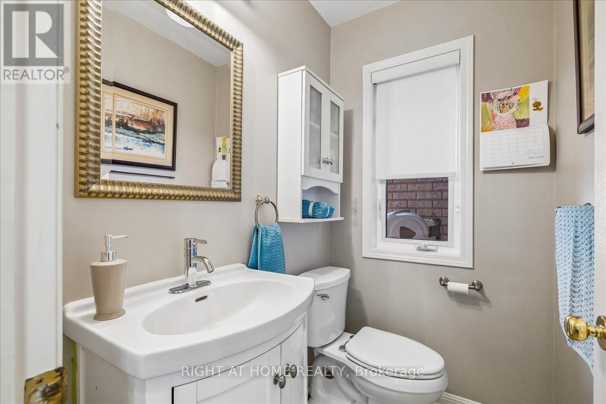 2021 Oak Grove Place, Burlington (Orchard), Ontario  L7L 6M8 - Photo 20 - W13087284