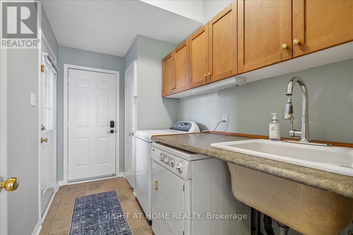 2021 Oak Grove Place, Burlington (Orchard), Ontario  L7L 6M8 - Photo 21 - W13087284
