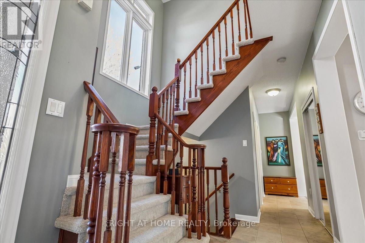 2021 Oak Grove Place, Burlington (Orchard), Ontario  L7L 6M8 - Photo 22 - W13087284