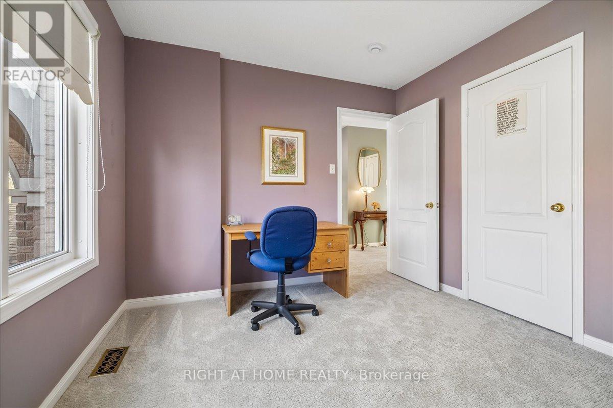 2021 Oak Grove Place, Burlington (Orchard), Ontario  L7L 6M8 - Photo 34 - W13087284
