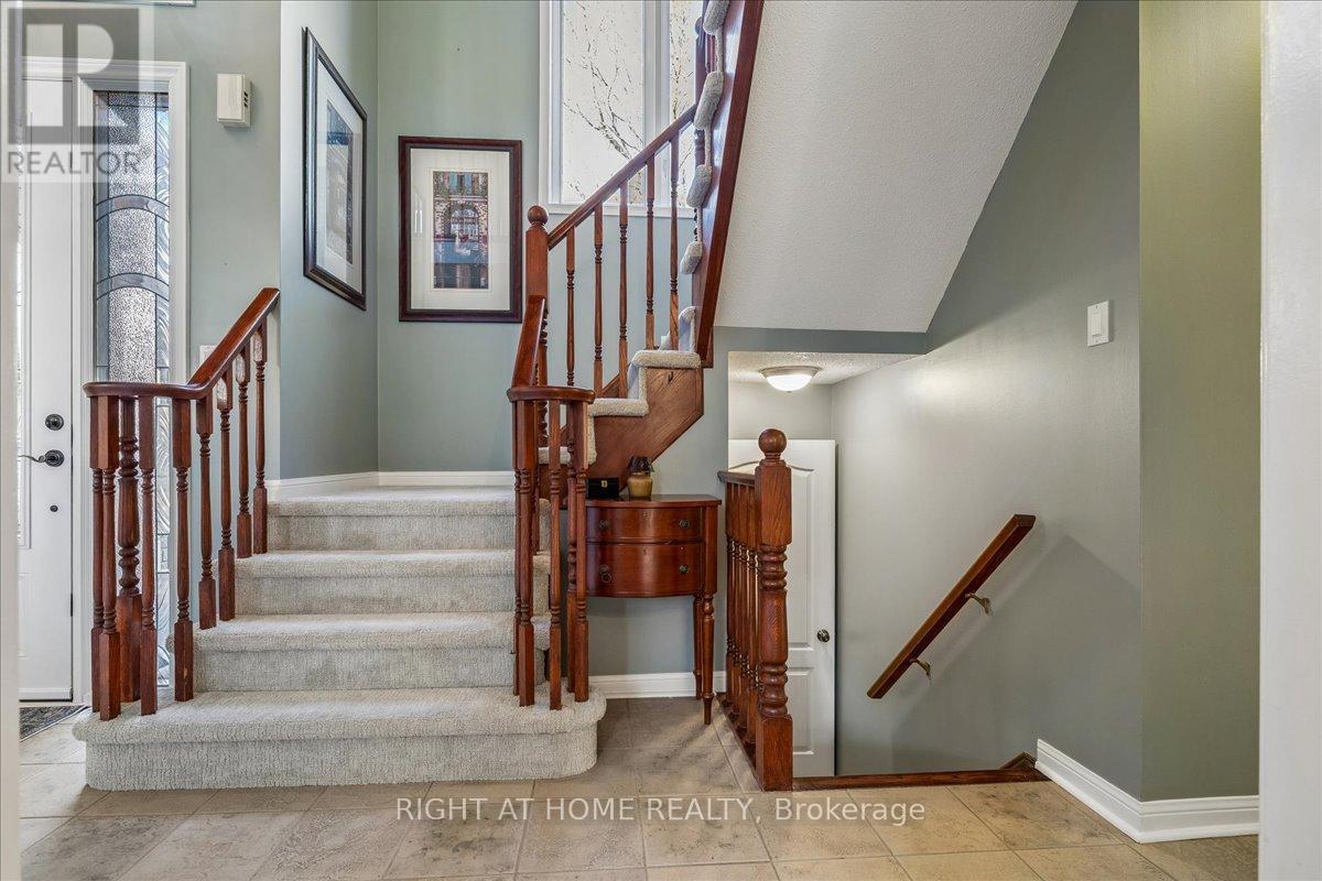 2021 Oak Grove Place, Burlington (Orchard), Ontario  L7L 6M8 - Photo 36 - W13087284