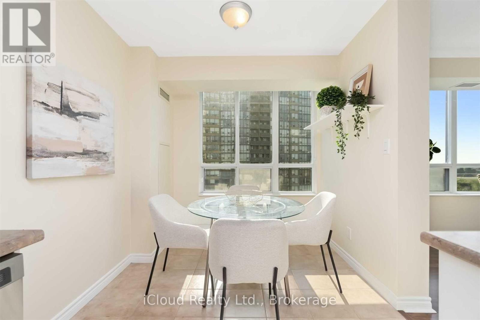 811 - 335 Rathburn Road W, Mississauga (City Centre), Ontario  L5B 0C8 - Photo 11 - W13087322