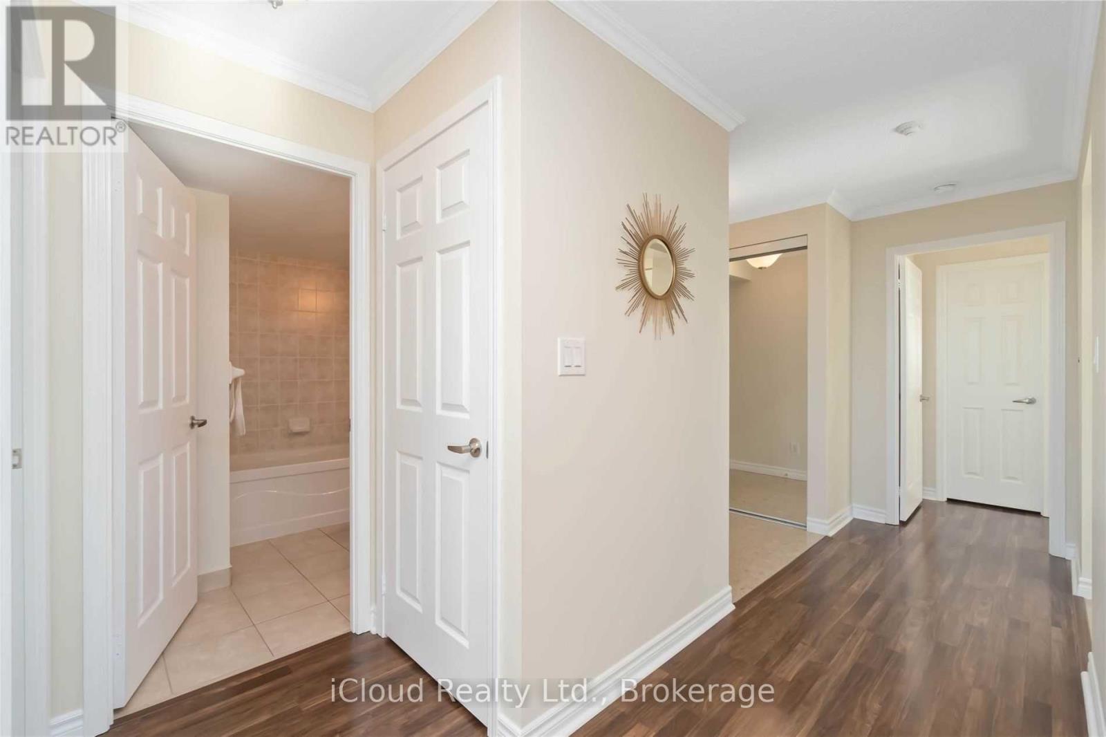 811 - 335 Rathburn Road W, Mississauga (City Centre), Ontario  L5B 0C8 - Photo 13 - W13087322