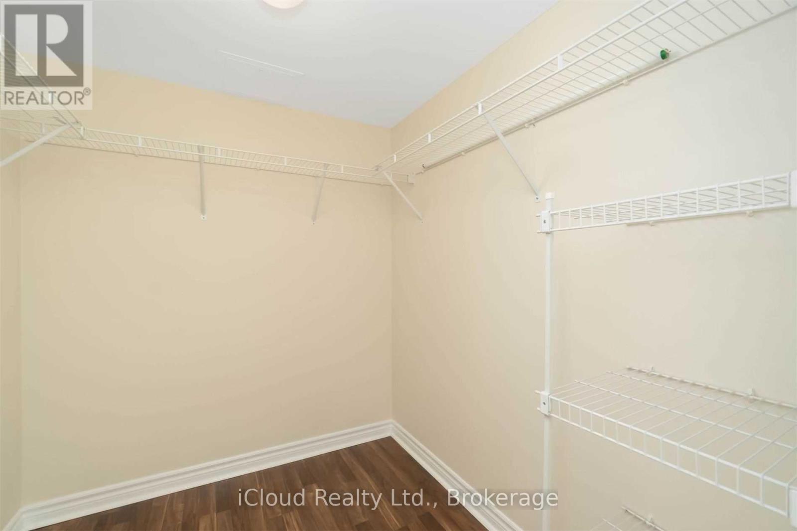 811 - 335 Rathburn Road W, Mississauga (City Centre), Ontario  L5B 0C8 - Photo 17 - W13087322