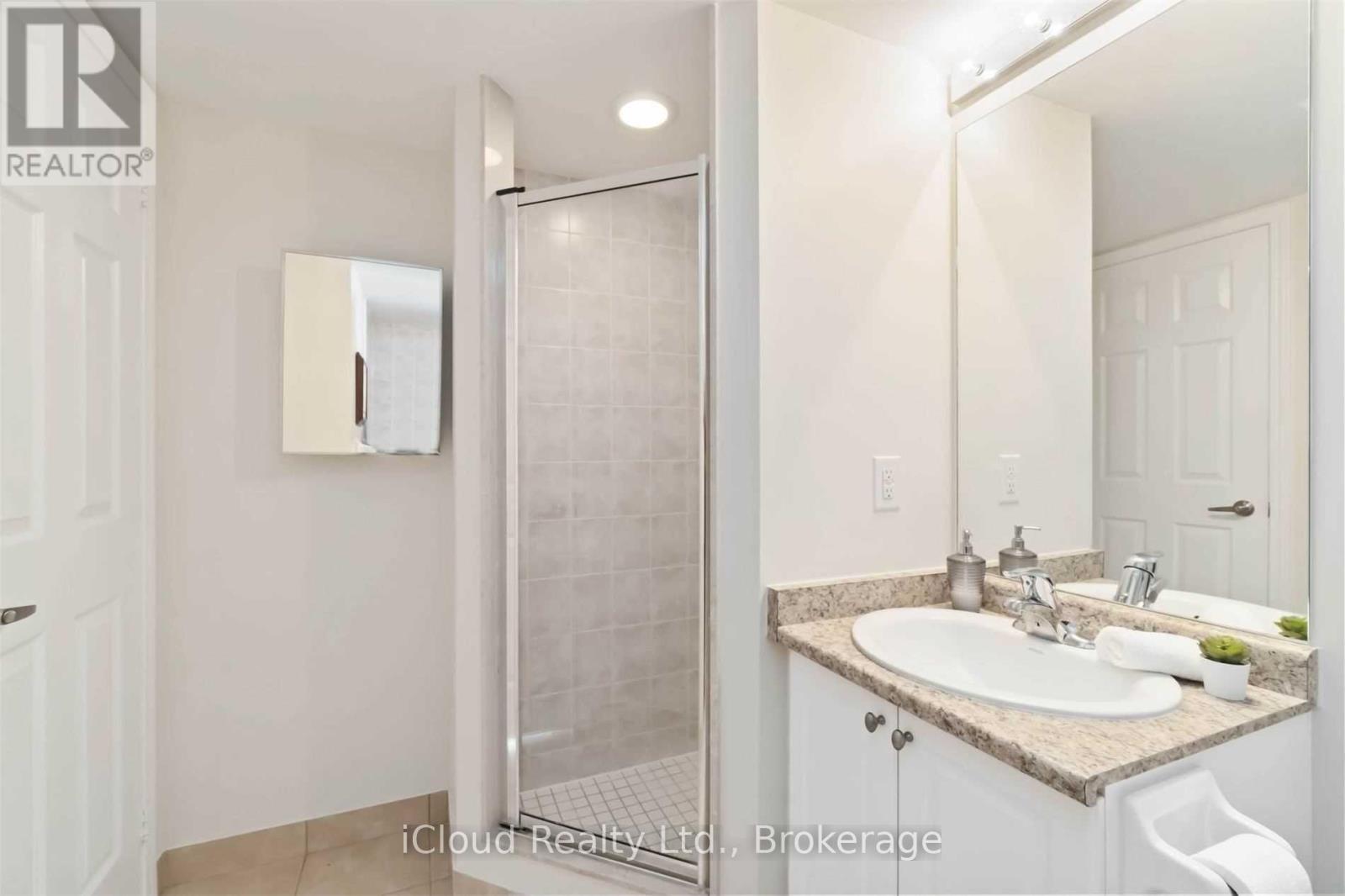 811 - 335 Rathburn Road W, Mississauga (City Centre), Ontario  L5B 0C8 - Photo 19 - W13087322
