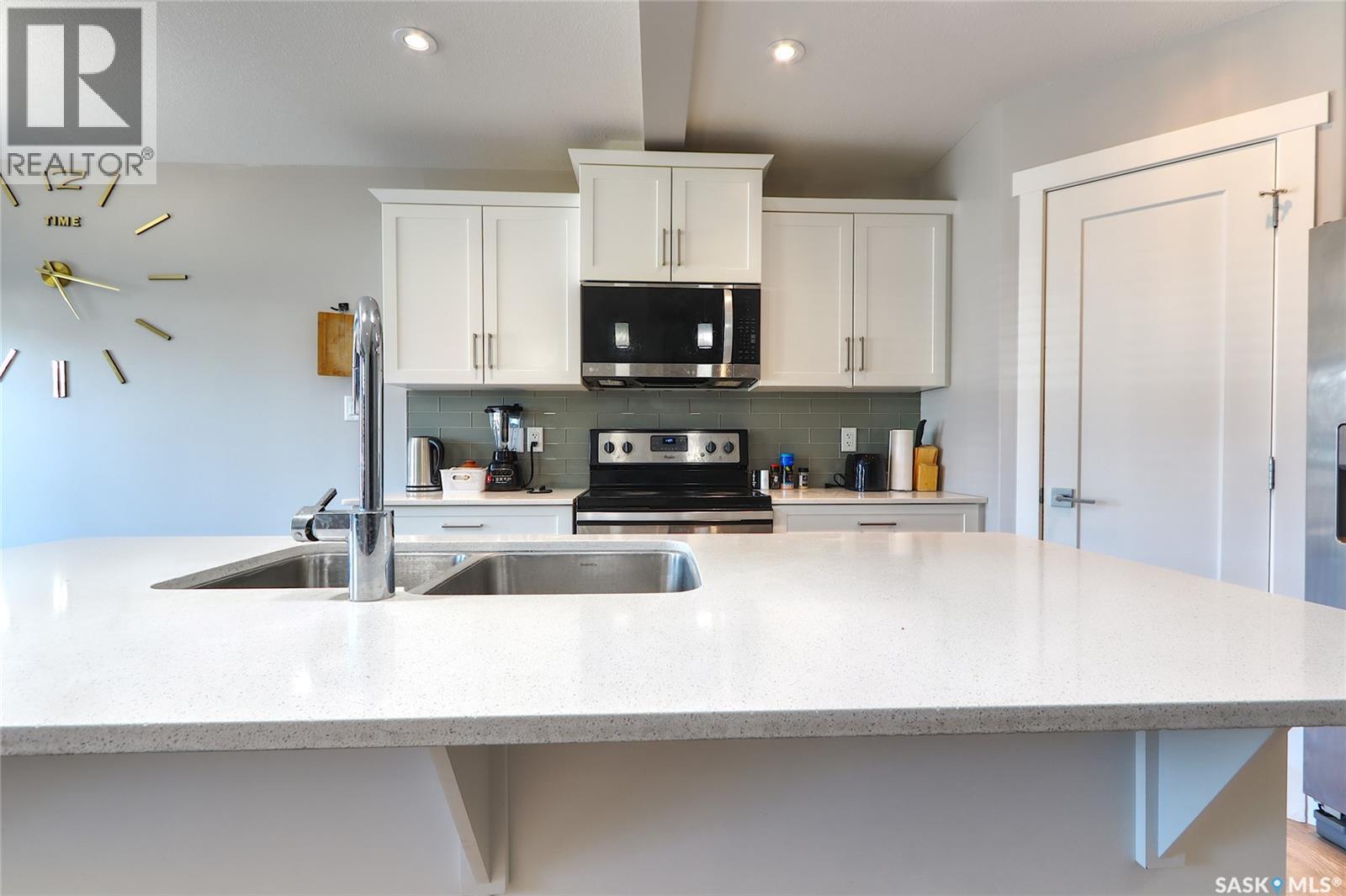 1732 Mustard Street, Regina, Saskatchewan  S4Y 0G1 - Photo 11 - SK034817