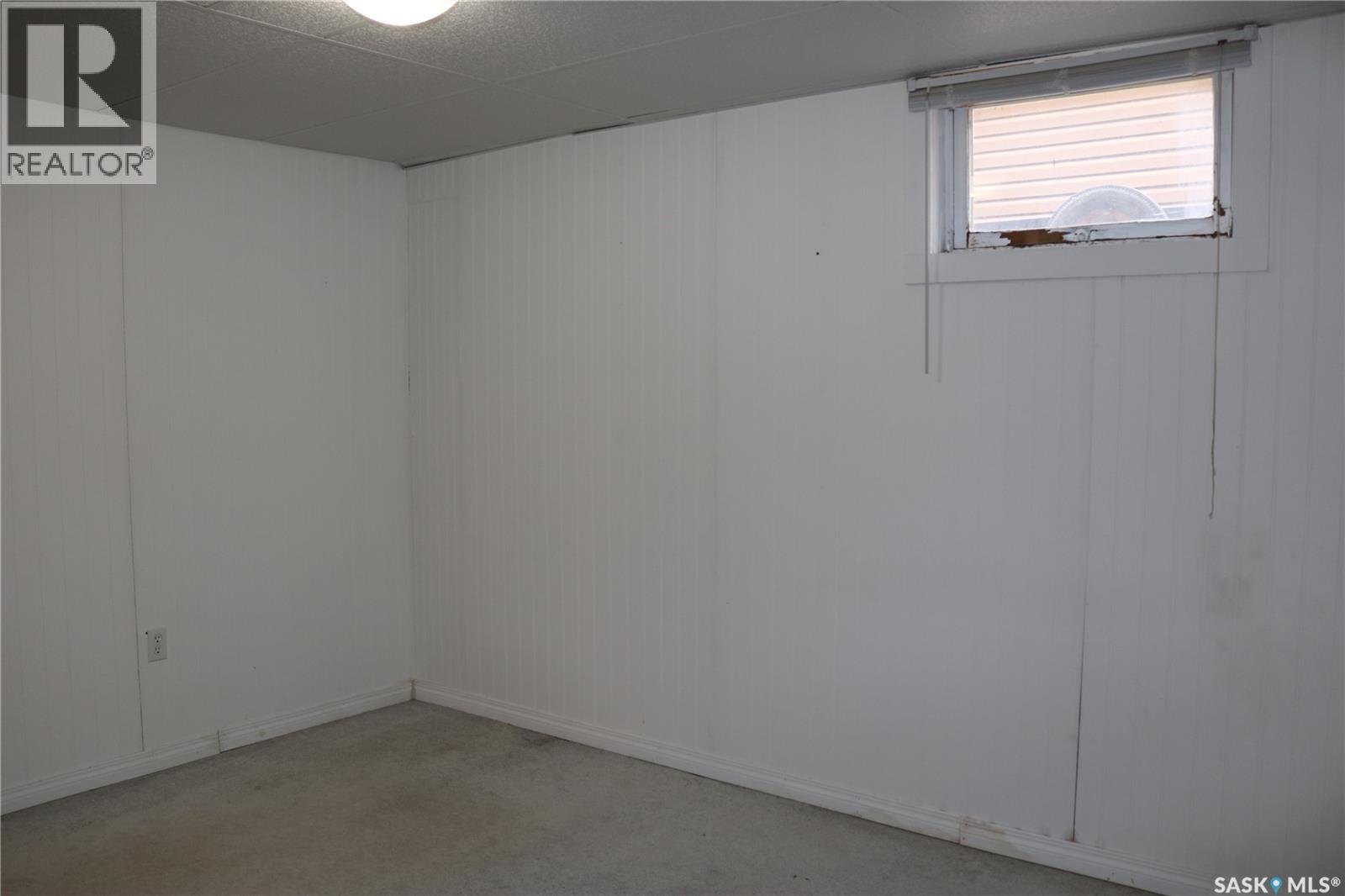 708 Ellice Street, Moosomin, Saskatchewan  S0G 3N0 - Photo 39 - SK032774