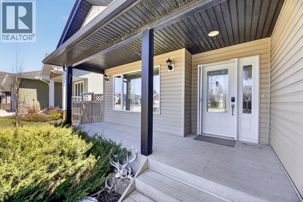 15 Meadowview Court, Didsbury, Alberta  T0M 0W0 - Photo 3 - A2304457