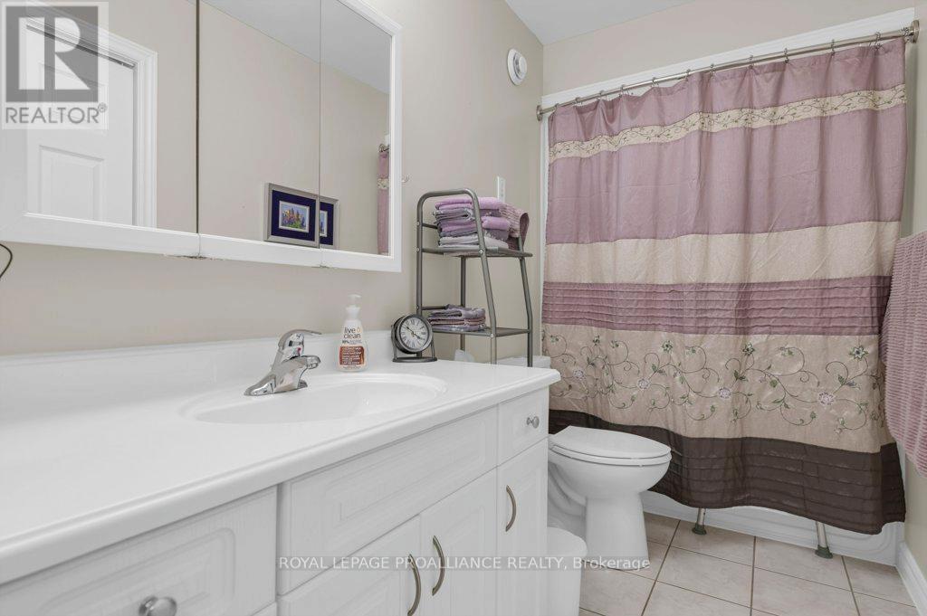 12 Stonegate Crescent, Quinte West, Ontario  K0K 2C0 - Photo 20 - X12984960