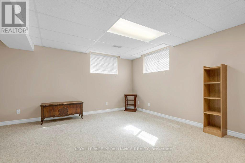 12 Stonegate Crescent, Quinte West, Ontario  K0K 2C0 - Photo 23 - X12984960