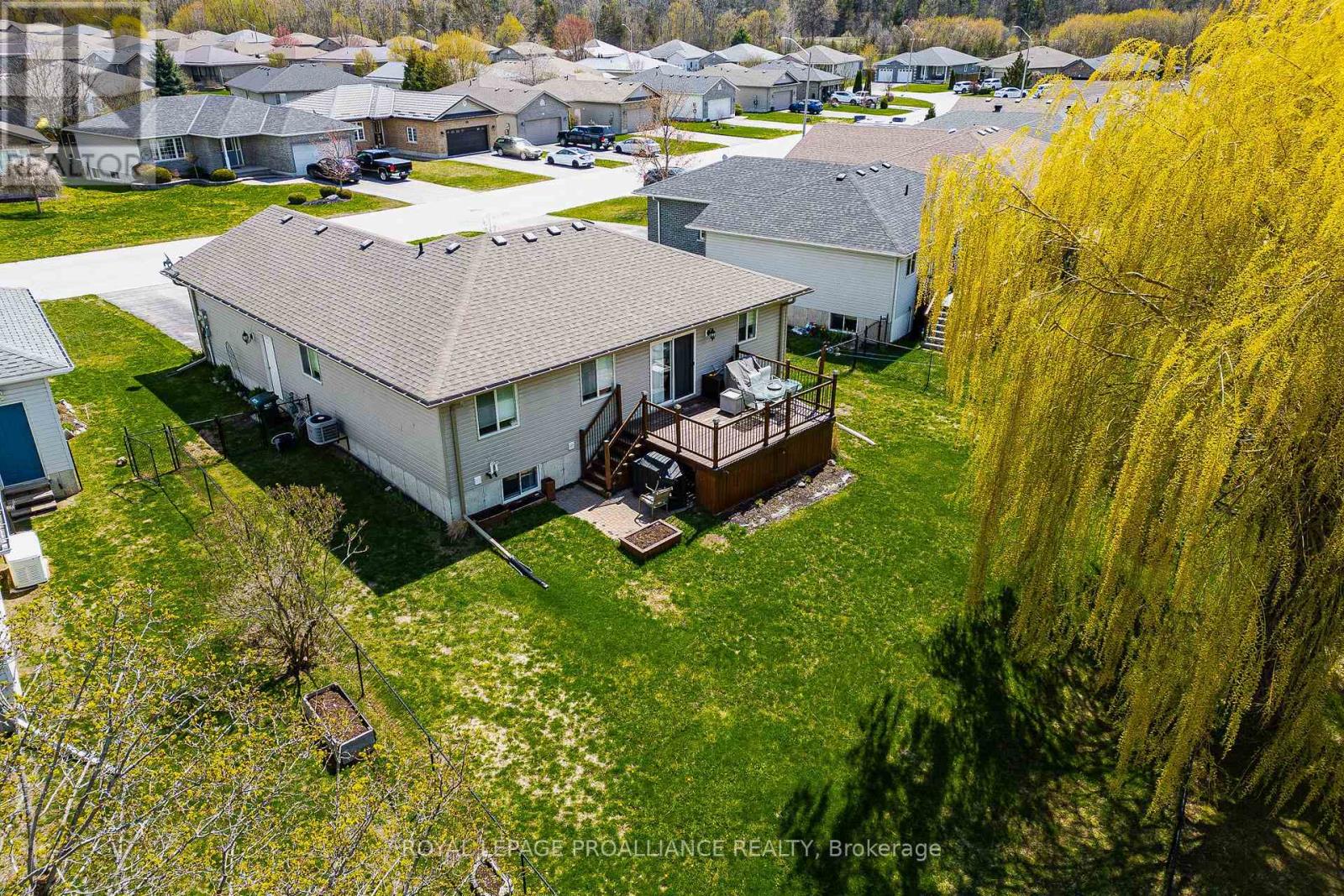 12 Stonegate Crescent, Quinte West, Ontario  K0K 2C0 - Photo 38 - X12984960