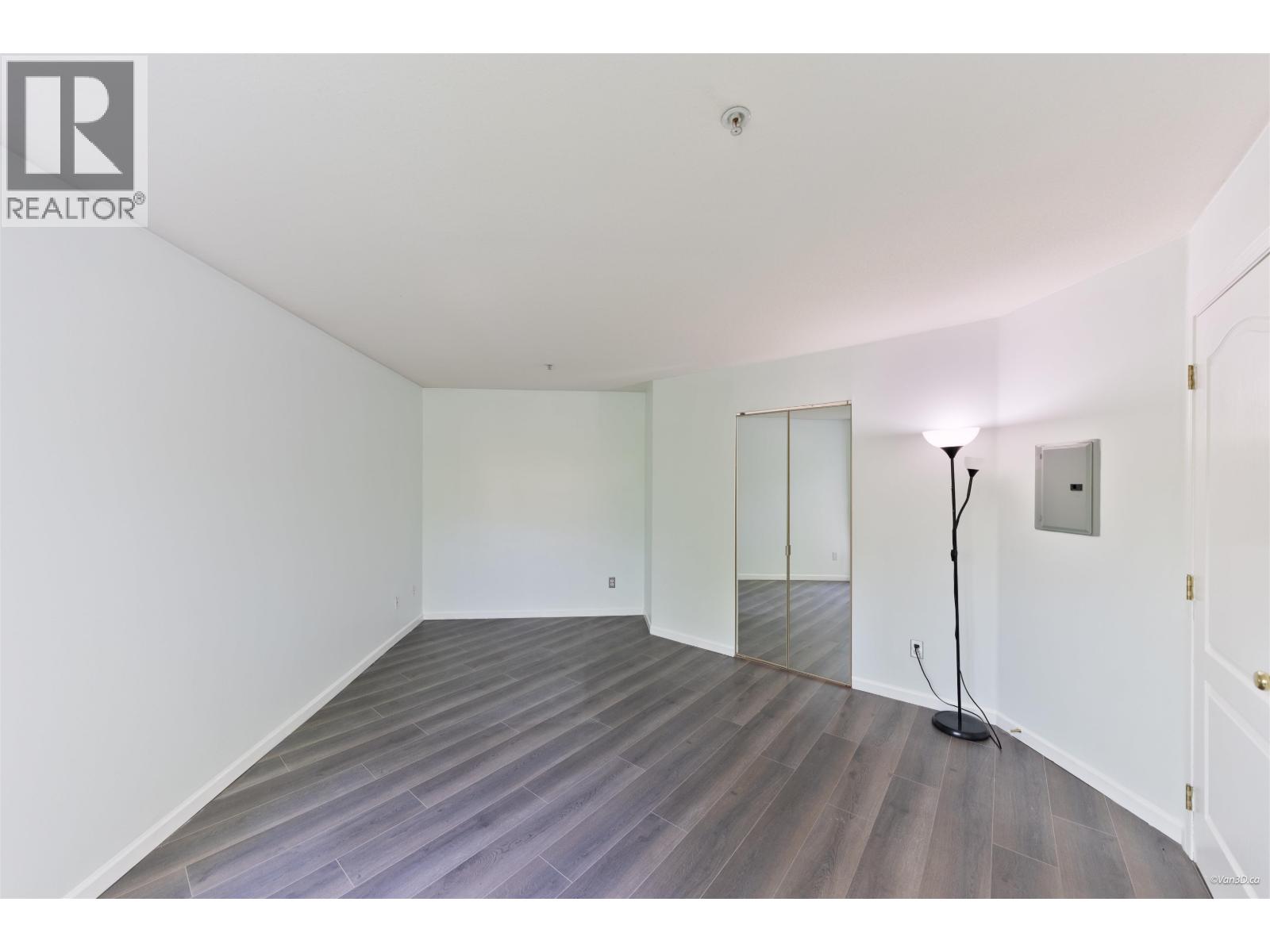 214 2401 Hawthorne Avenue, Port Coquitlam, British Columbia  V3C 6E9 - Photo 9 - R3119621