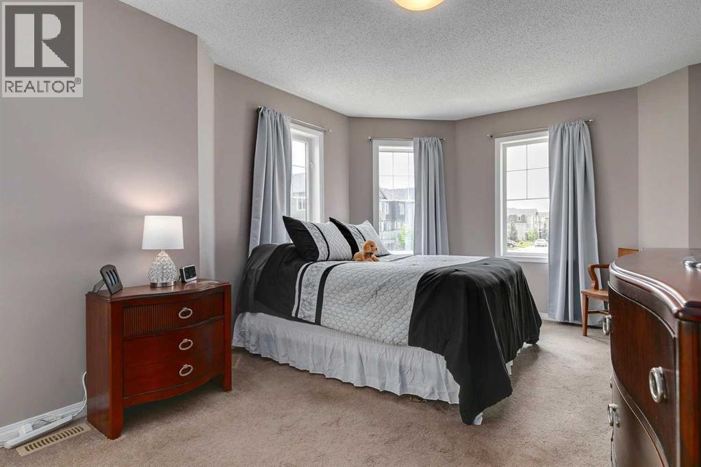 2 Windstone Lane SW, Airdrie, Alberta  T4B 0N7 - Photo 14 - A2303488