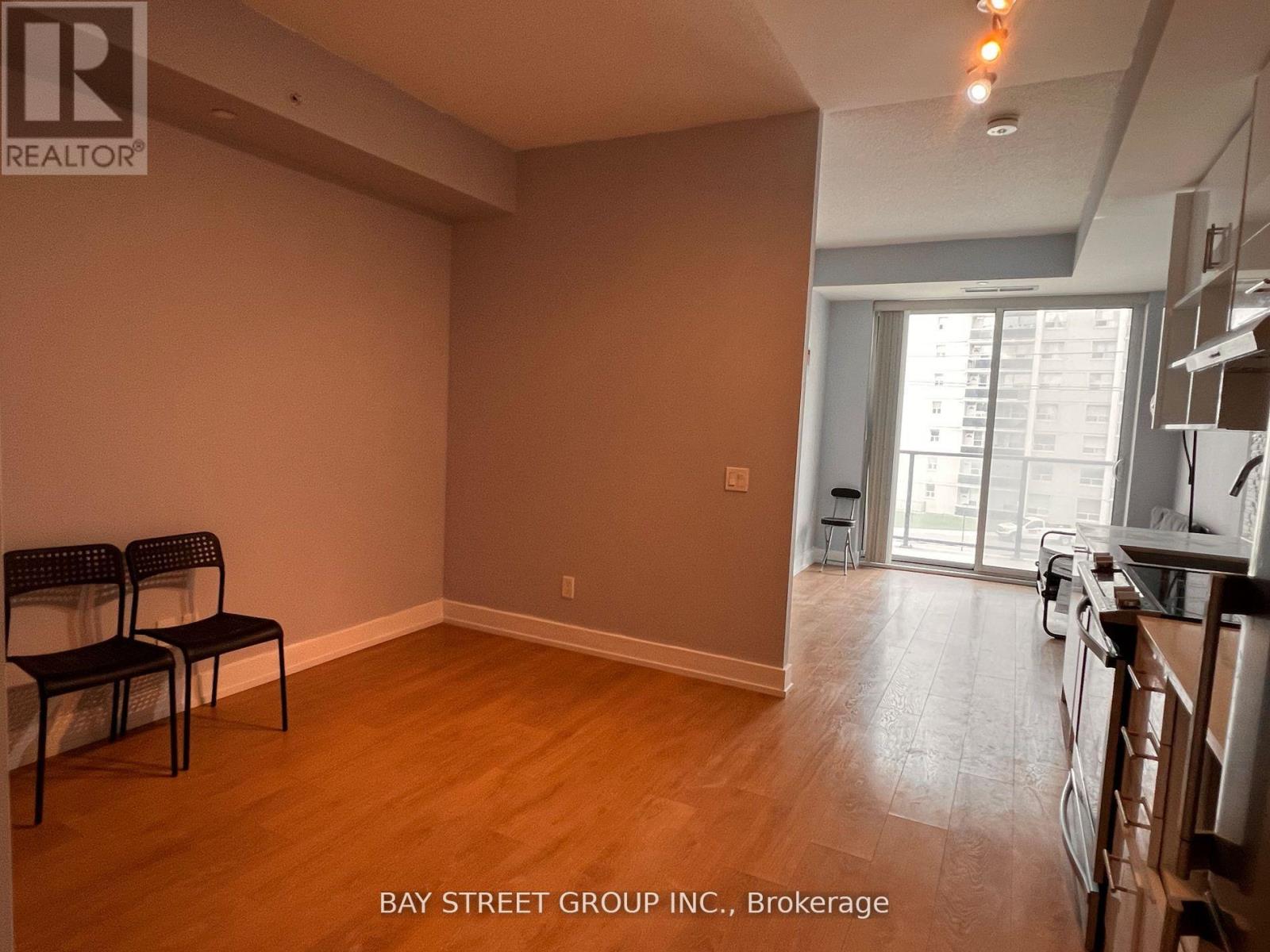 306 - 128 Fairview Mall Drive, Toronto (Don Valley Village), Ontario  M2J 2Z1 - Photo 7 - C13087362