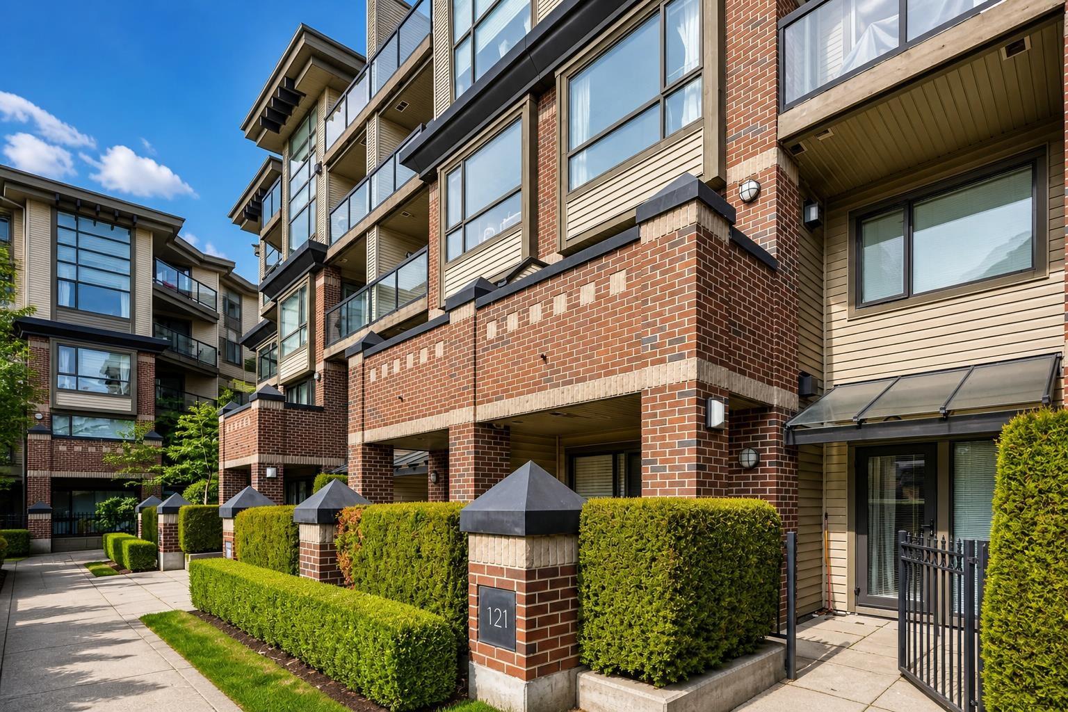 121 10866 City Parkway, Surrey, British Columbia  V3T 5W9 - Photo 10 - R3119856