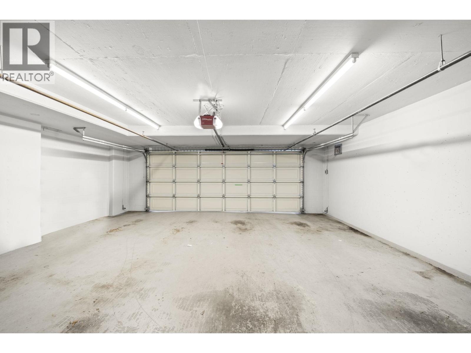 1700 5615 Hampton Place, Vancouver, British Columbia  V6T 2H1 - Photo 38 - R3119903