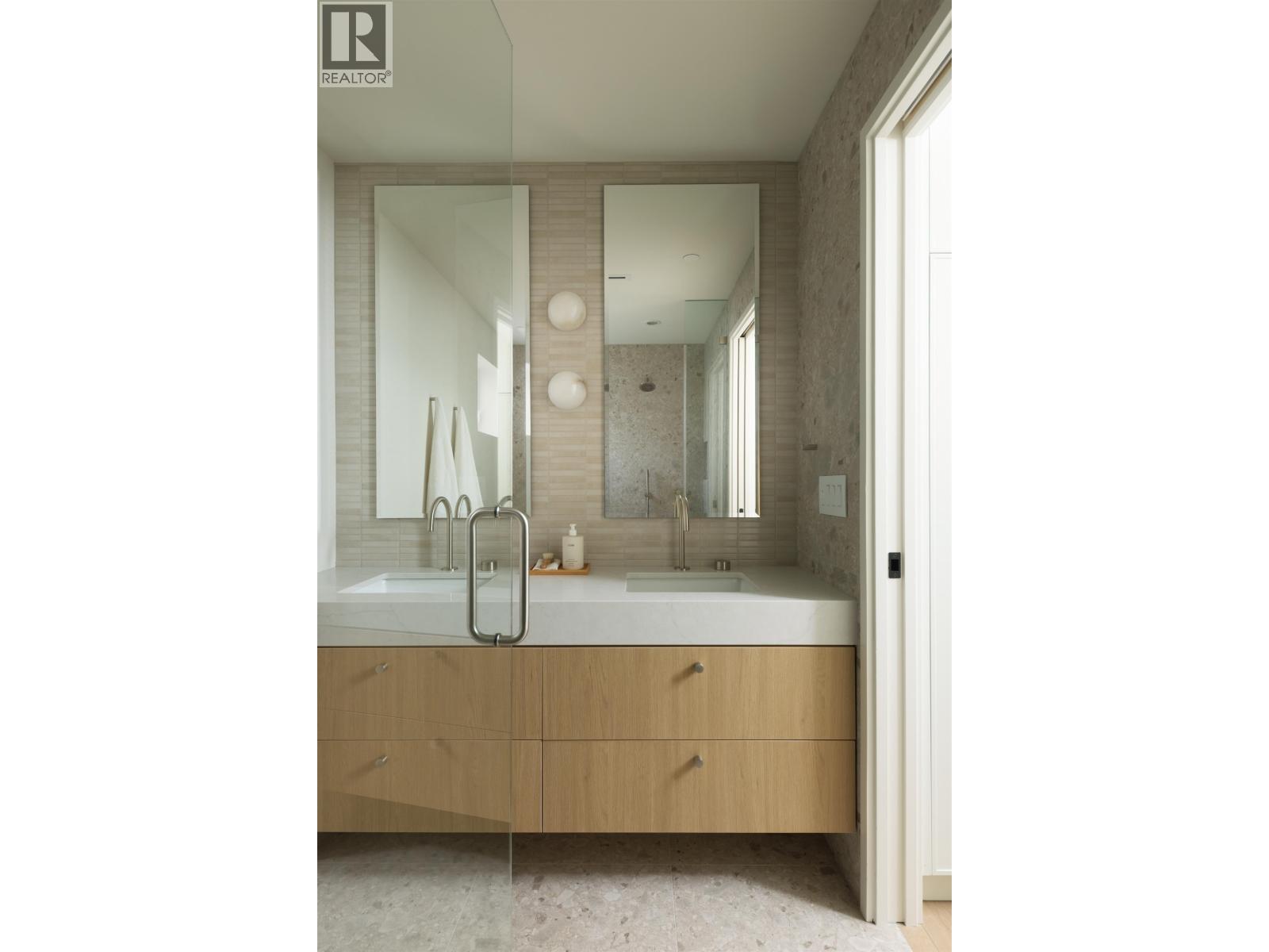1 3449 W 22nd Avenue, Vancouver, British Columbia  V6S 1J1 - Photo 25 - R3119909