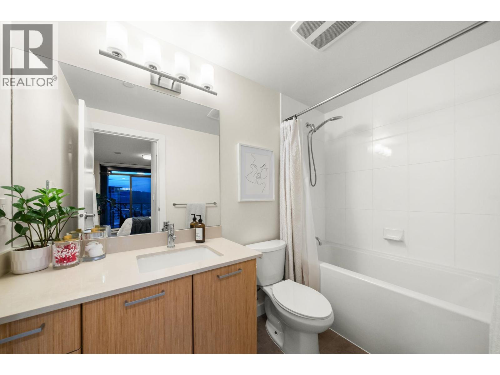 1902 301 Capilano Road, Port Moody, British Columbia  V3H 0G6 - Photo 25 - R3119925