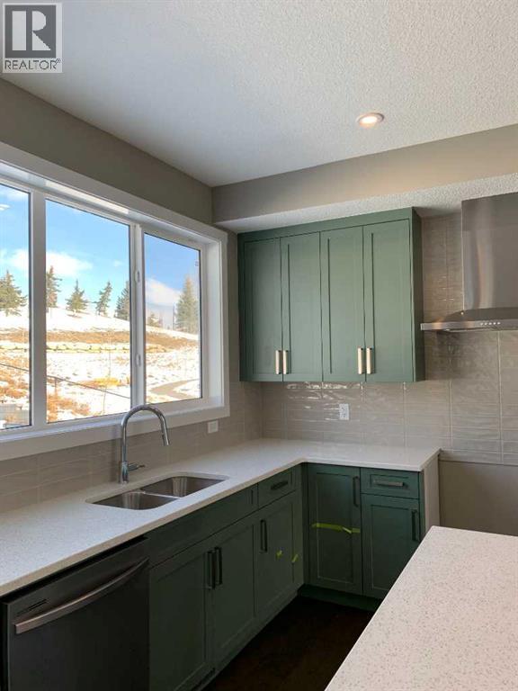 135 Ambleridge Street NW, Calgary, Alberta  T3P 3H2 - Photo 5 - A2304455
