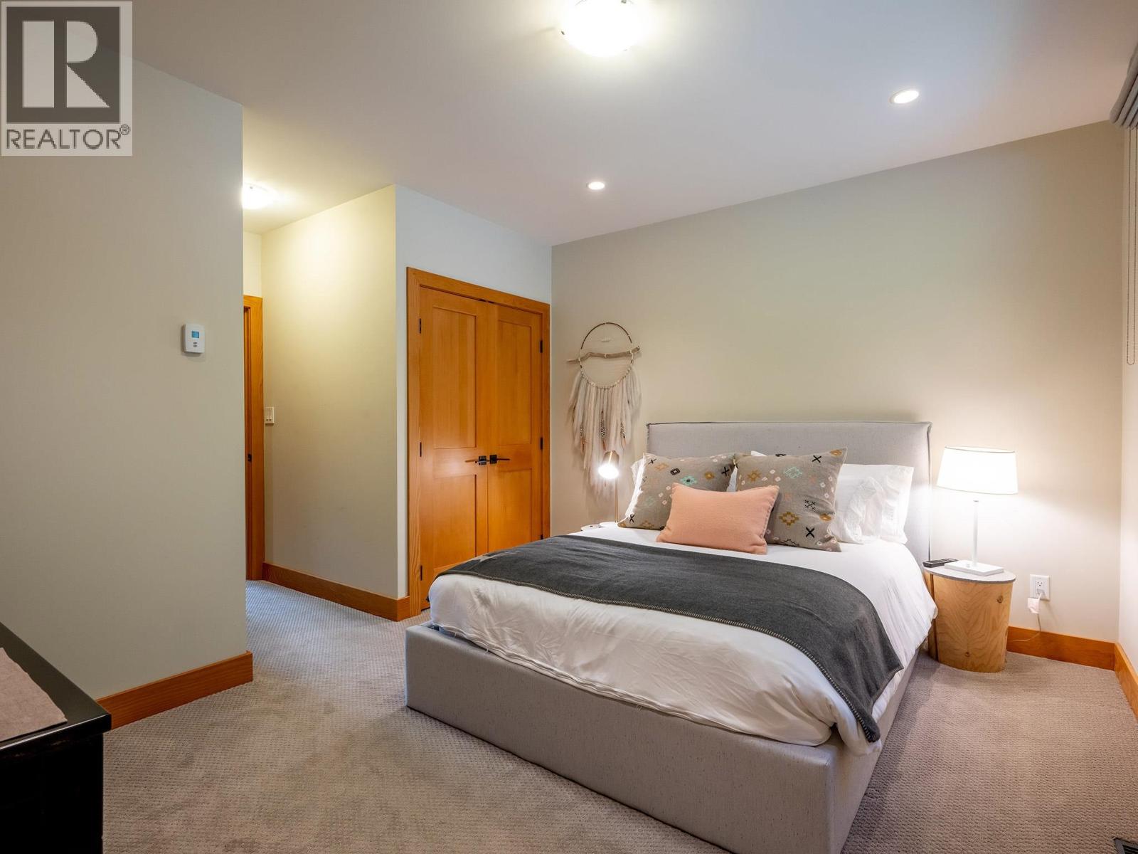 5520 Old Mill Lane, Whistler, British Columbia  V8E 0C4 - Photo 11 - R3119929