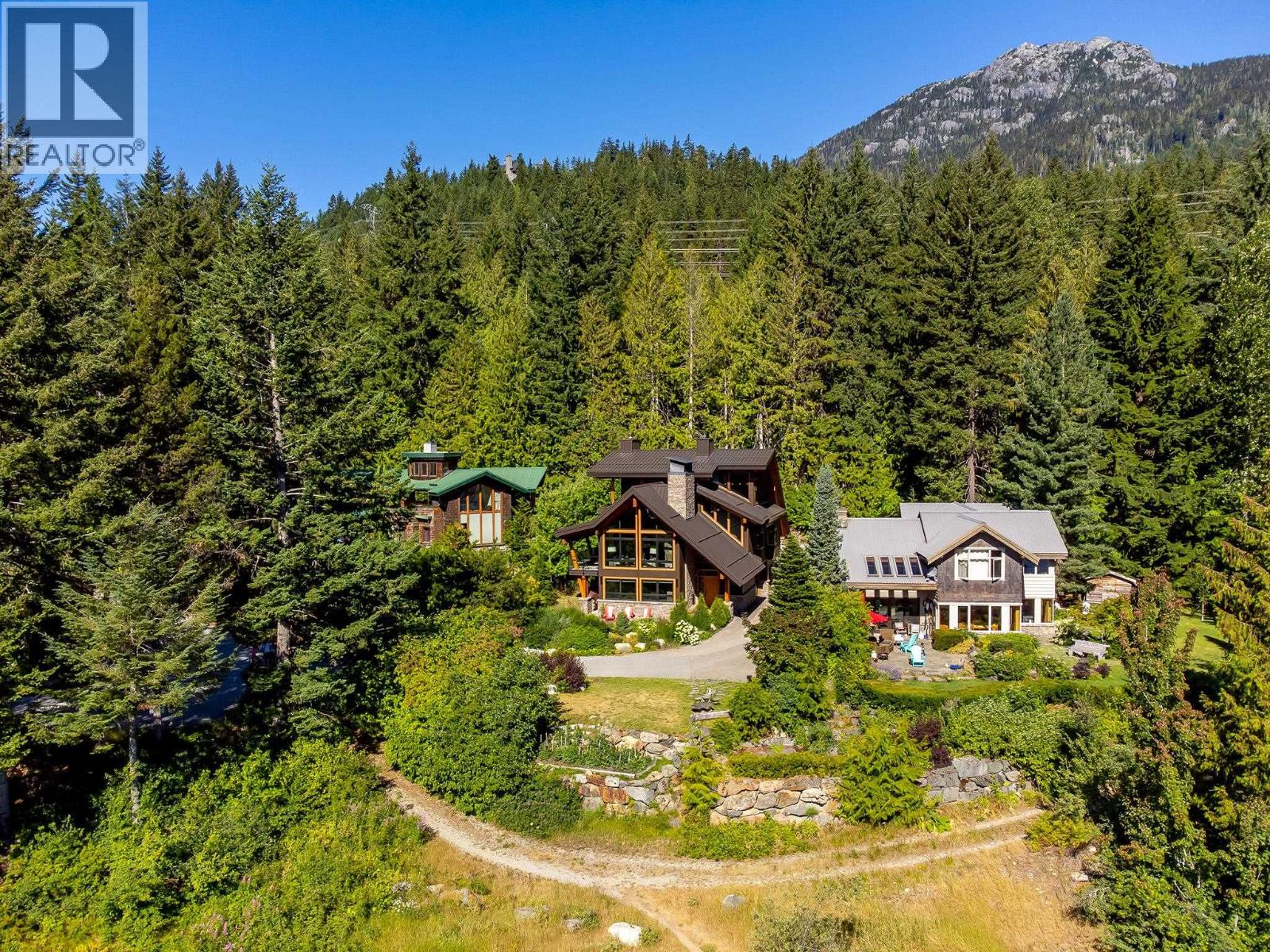 5520 Old Mill Lane, Whistler, British Columbia  V8E 0C4 - Photo 31 - R3119929