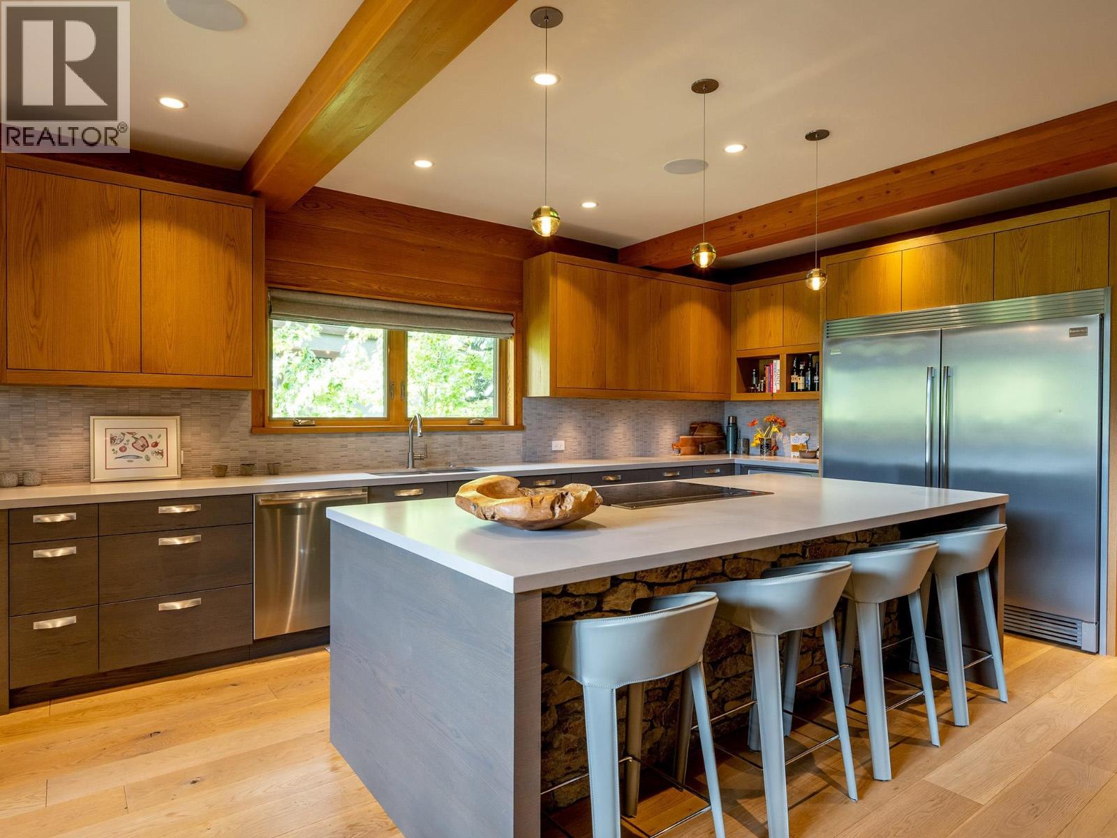 5520 Old Mill Lane, Whistler, British Columbia  V8E 0C4 - Photo 8 - R3119929