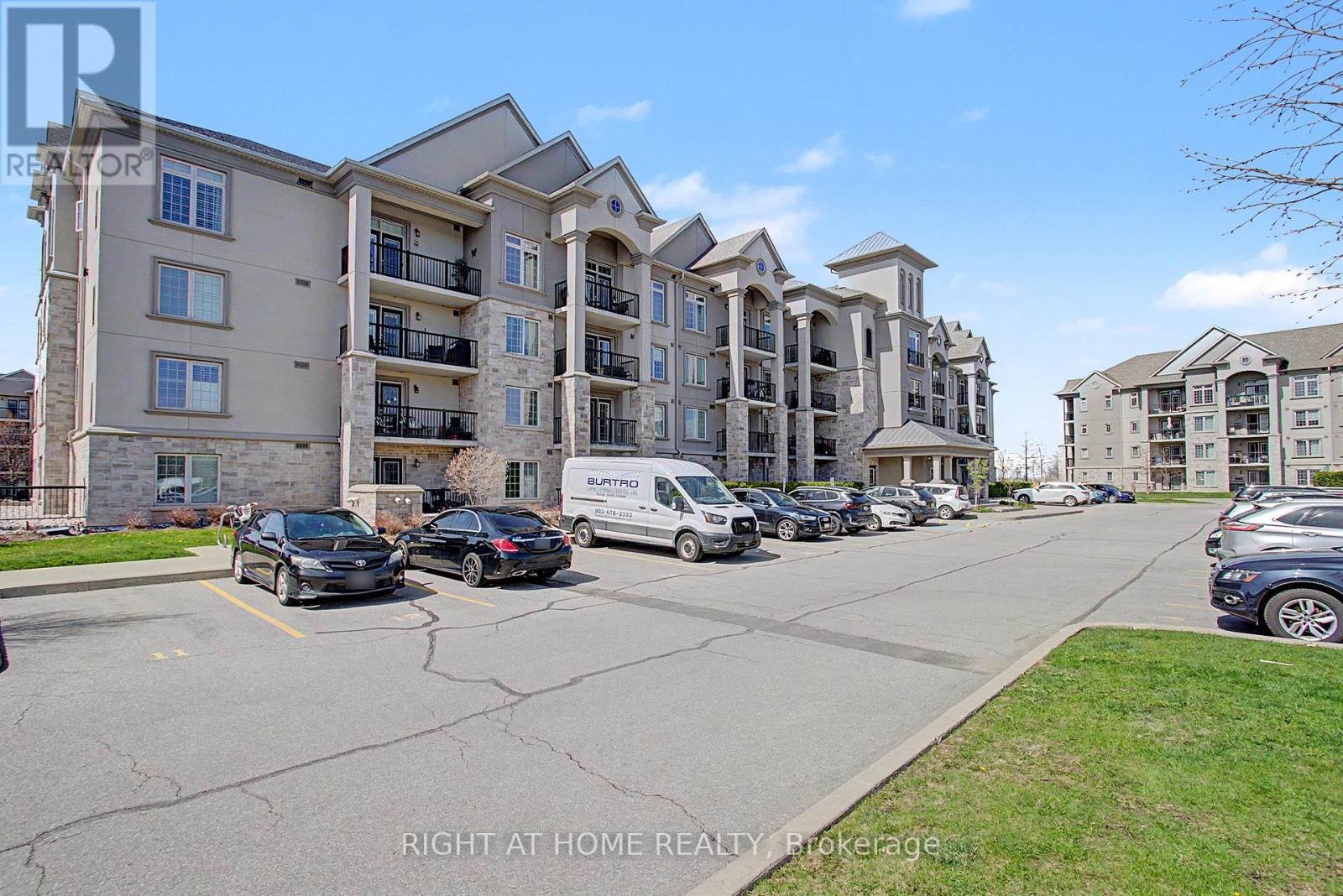 404 - 1460 MAIN STREET E, Milton, Ontario